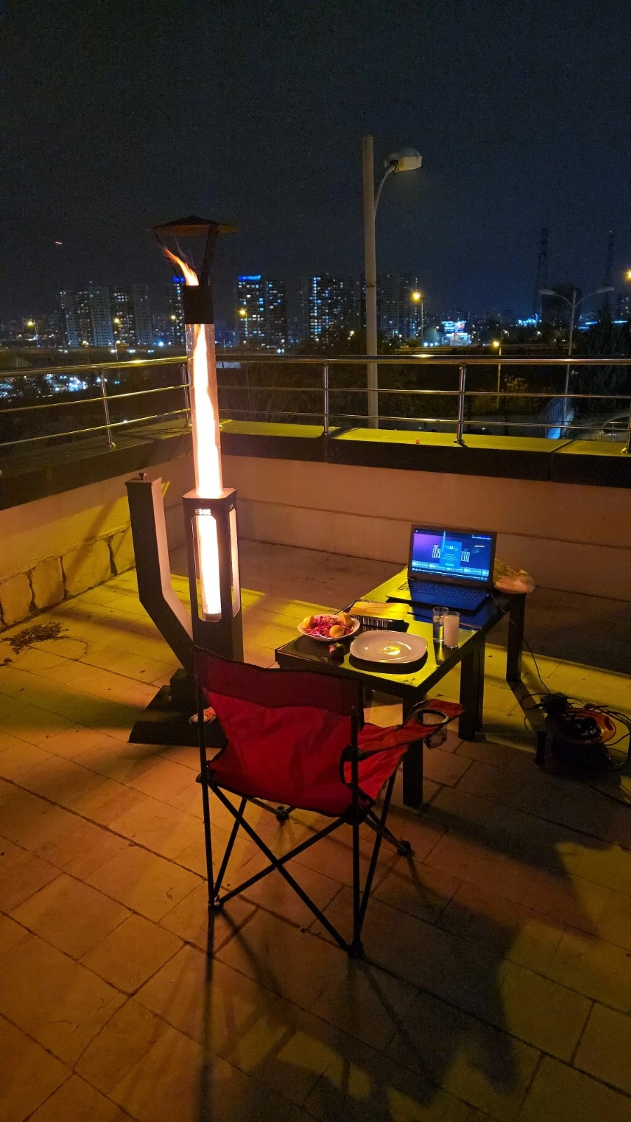 Vega Dekoratif Kabinli Roket Pelet Soba